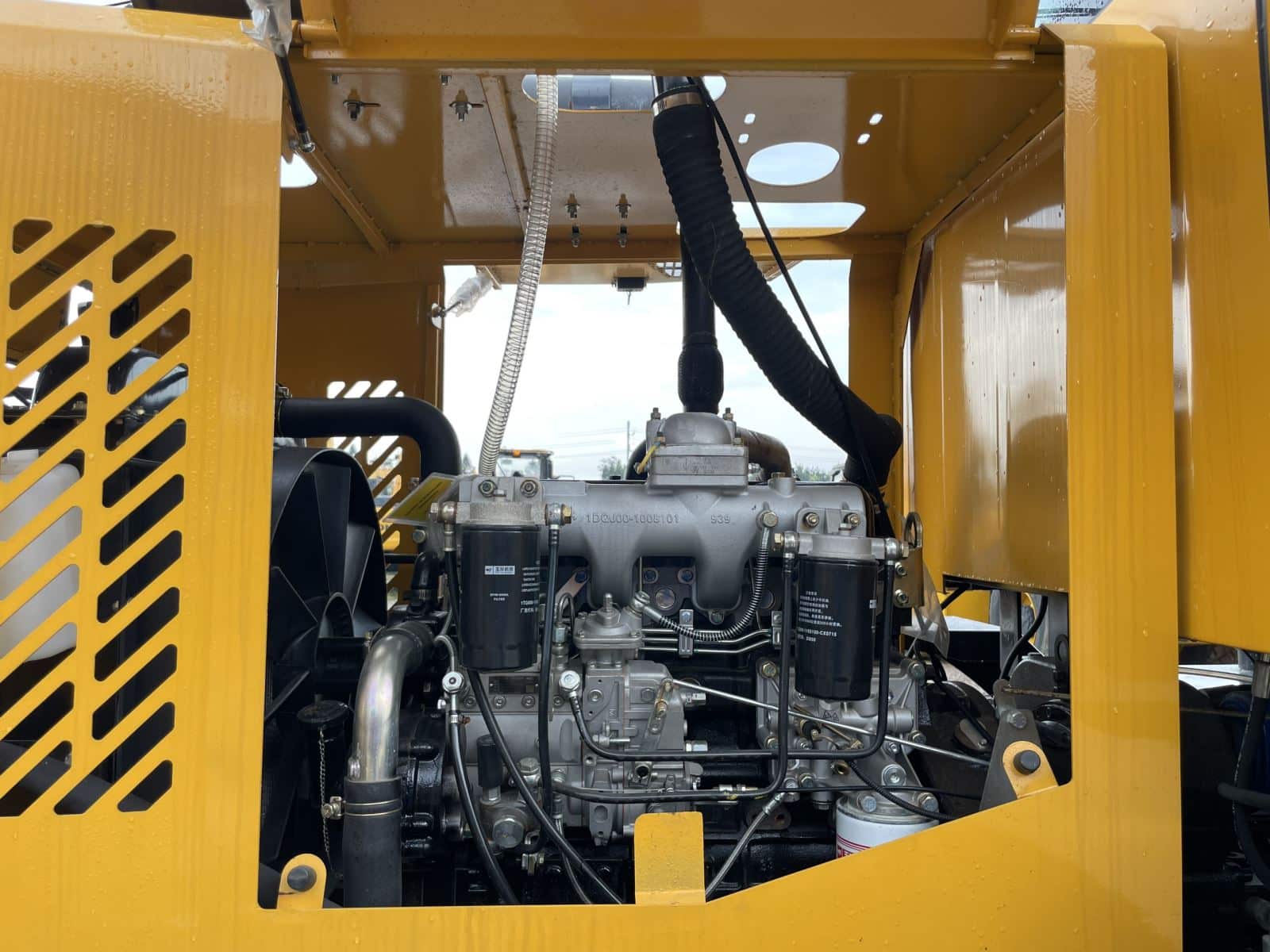 dong_co_may_xuc_lat_WL930LA