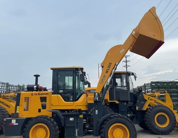 Máy xúc lật Hải Âu WL935 gầu 1.5m3