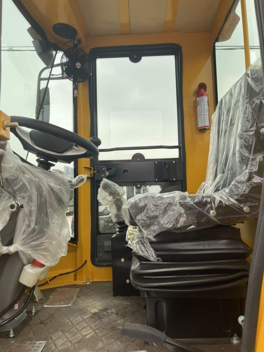 khoang cabin may WL916